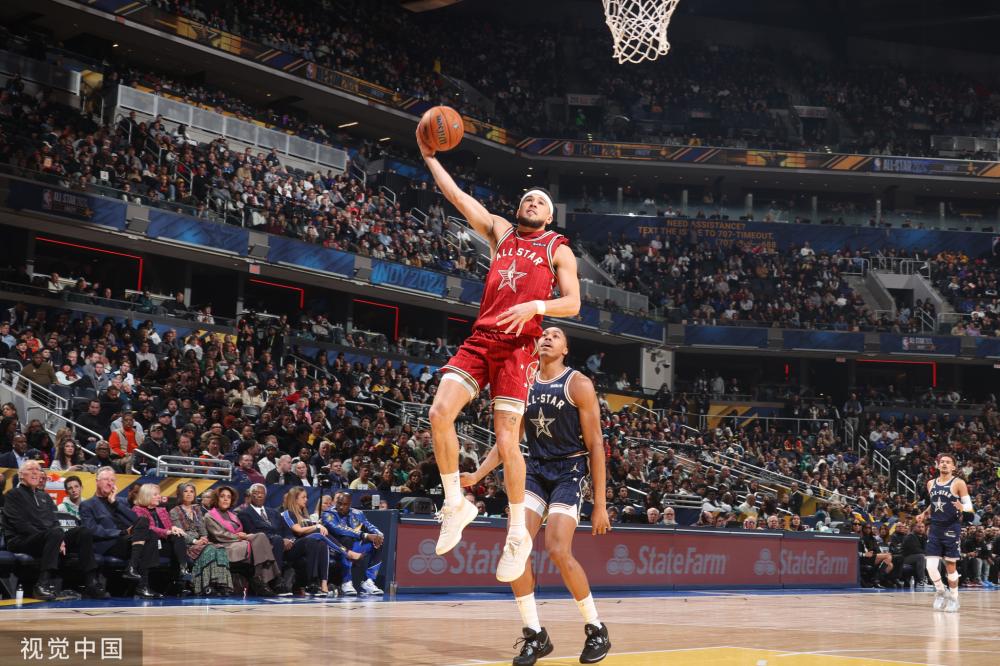 底线防守的 底线防守的