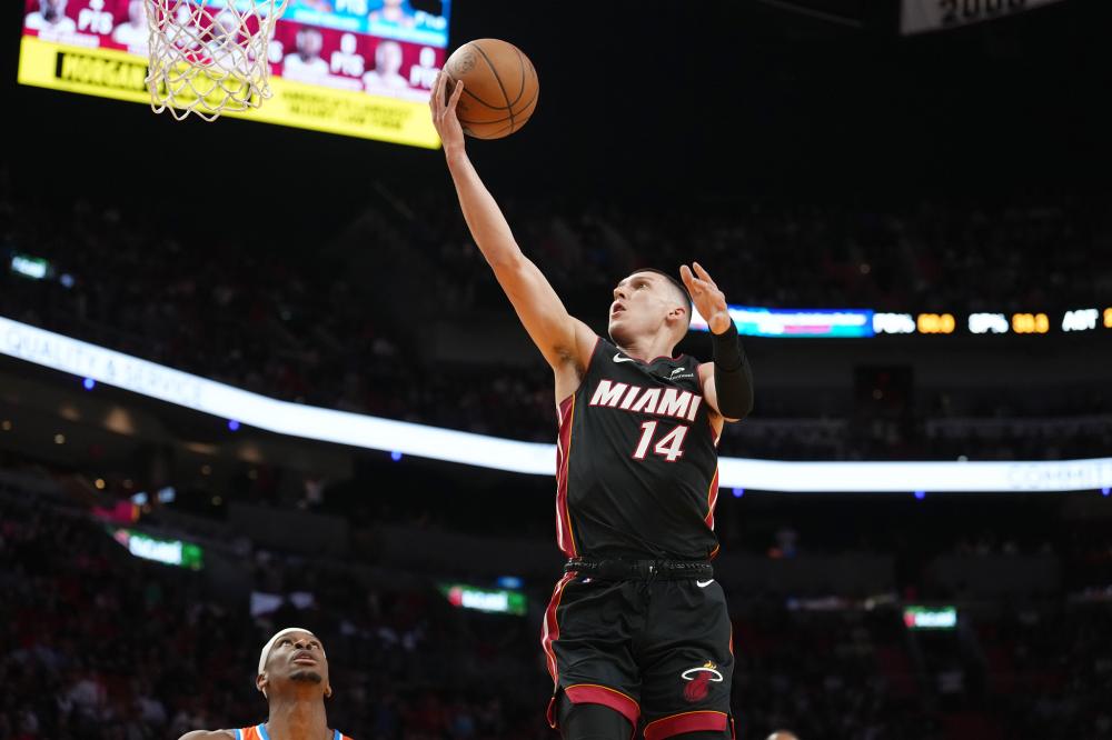 赛场上共同 赛场上共同